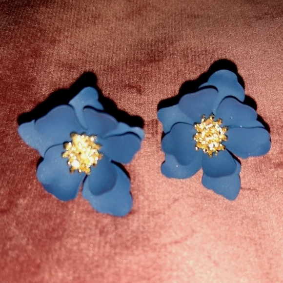 Blue Flower Blossom Earrings 3D Flowers Feminine Floral Posts Summer Botanical - Picture 6 of 11